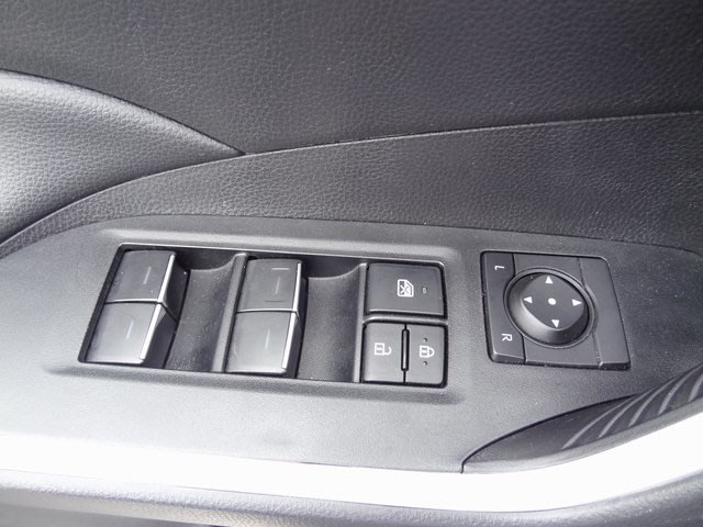 Thumbnail: 2025 Toyota RAV4 - 14