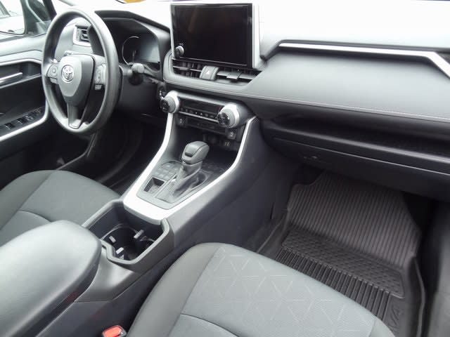 Thumbnail: 2025 Toyota RAV4 - 7