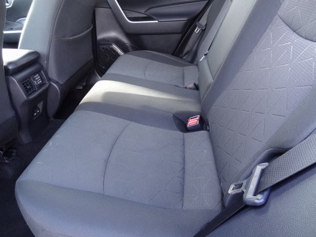 2023 Toyota RAV4 XLE 11