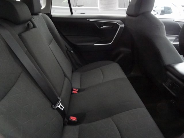 Thumbnail: 2023 Toyota RAV4 - 13