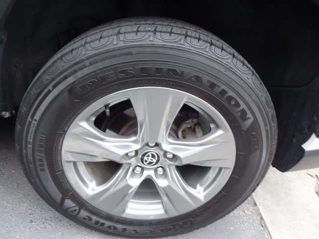 Thumbnail: 2023 Toyota RAV4 - 14