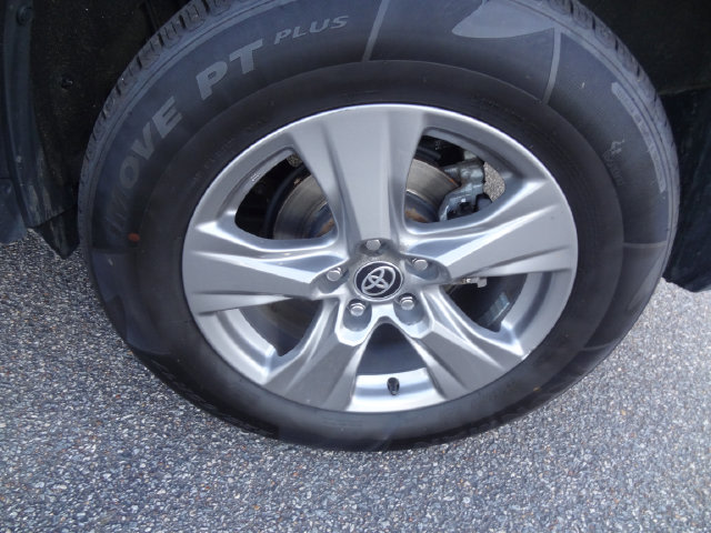 Thumbnail: 2024 Toyota RAV4 - 31