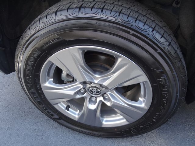 Thumbnail: 2025 Toyota RAV4 - 6