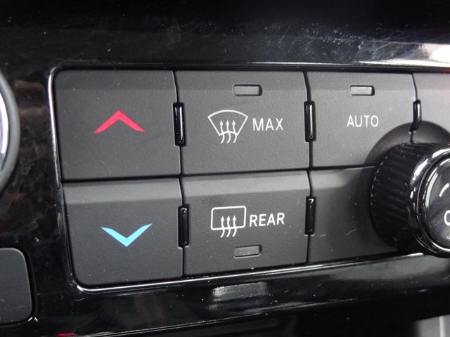 Thumbnail: 2022 Jeep Compass - 32