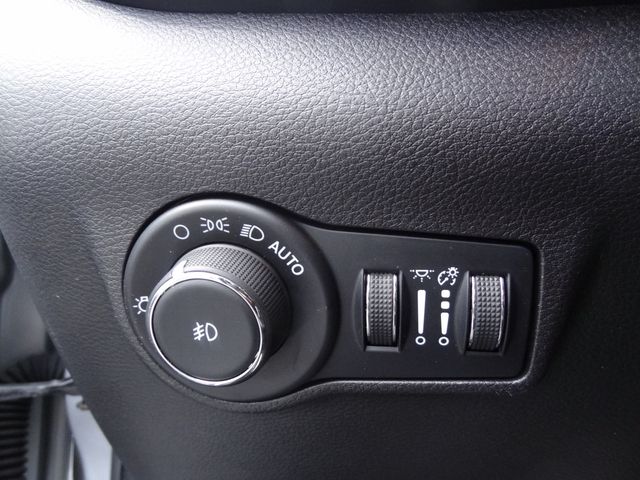 Thumbnail: 2025 Jeep Compass - 18