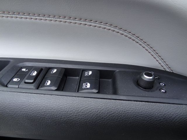 Thumbnail: 2025 Jeep Compass - 17