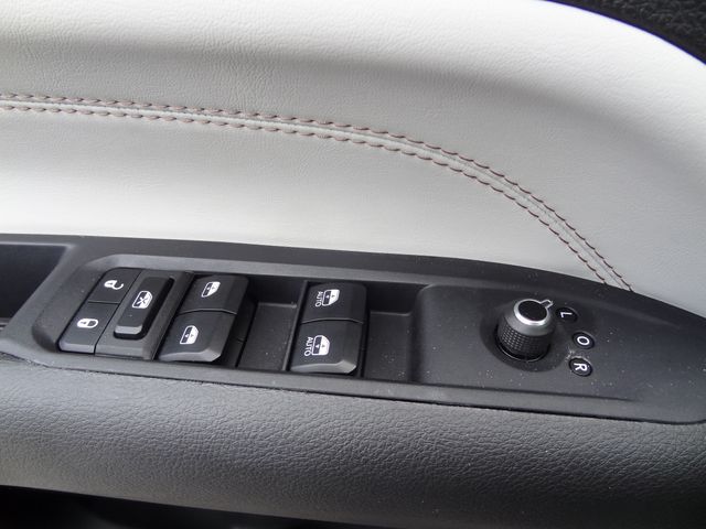 Thumbnail: 2025 Jeep Compass - 21