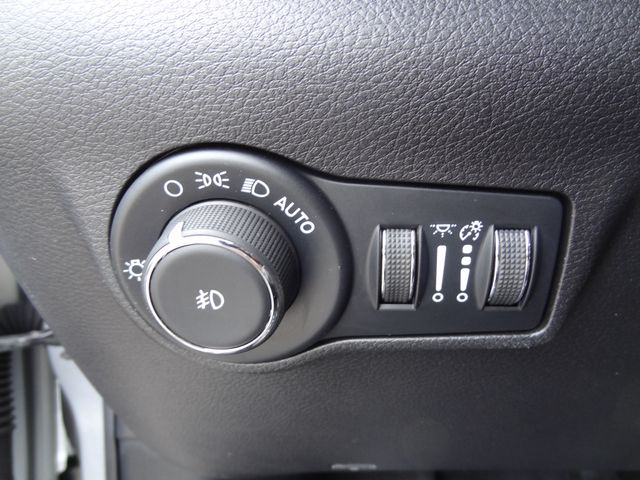 Thumbnail: 2025 Jeep Compass - 22