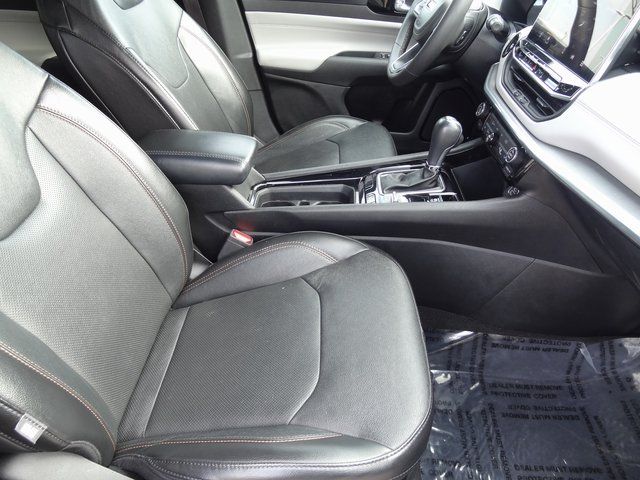 Thumbnail: 2023 Jeep Compass - 11