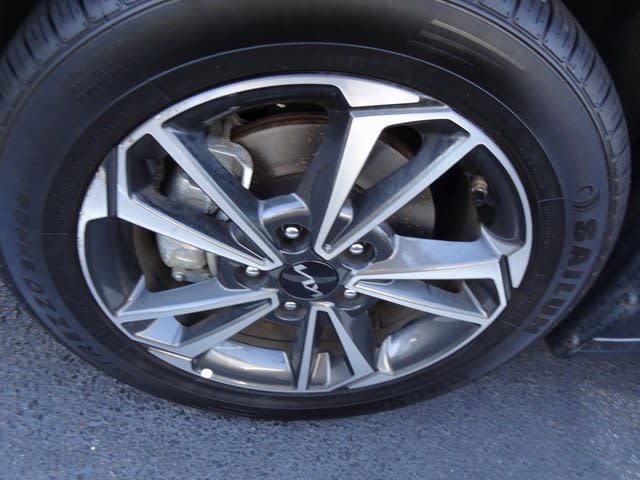 Thumbnail: 2023 Kia Forte - 24