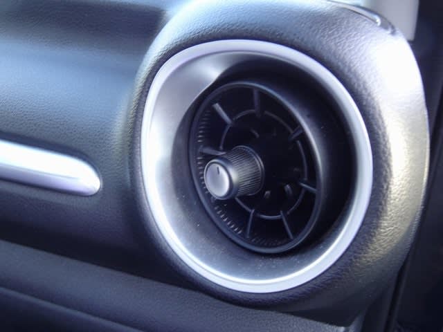 Thumbnail: 2023 Kia Forte - 22