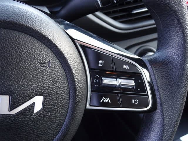 Thumbnail: 2023 Kia Forte - 15