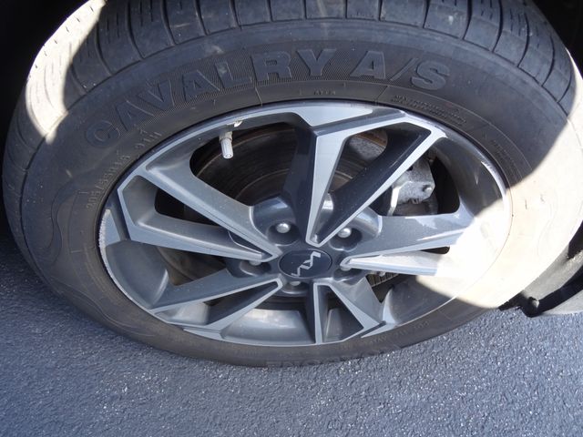 Thumbnail: 2024 Kia Forte - 14