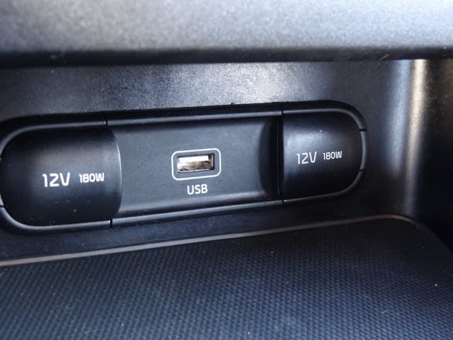 Thumbnail: 2023 Kia Forte - 21