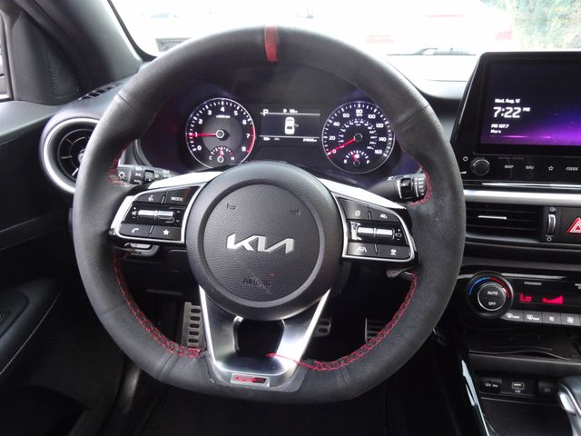 Thumbnail: 2024 Kia Forte - 9