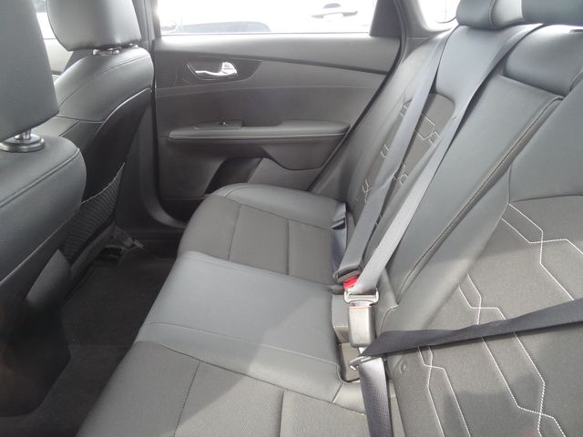 Thumbnail: 2023 Kia Forte - 8