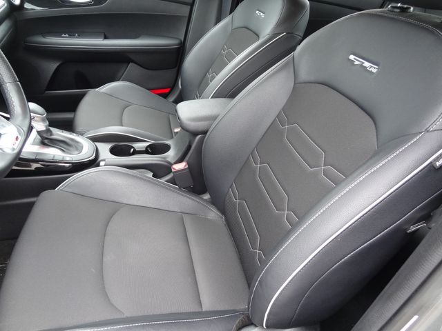Thumbnail: 2023 Kia Forte - 10