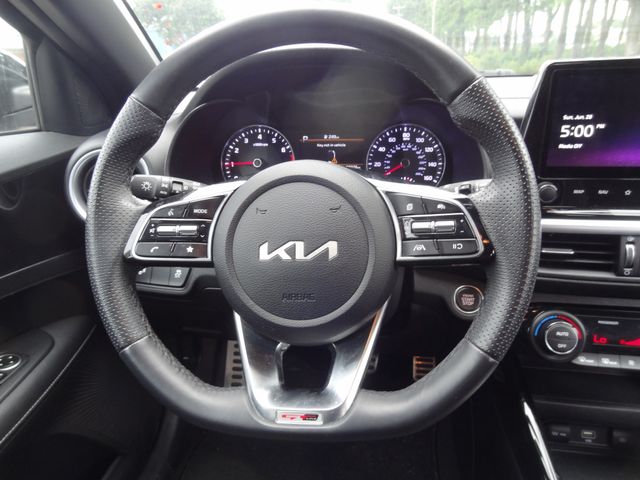 Thumbnail: 2023 Kia Forte - 9