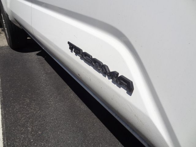 Thumbnail: 2024 Toyota Tacoma - 19