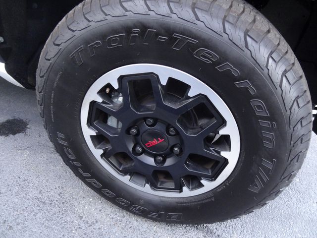 Thumbnail: 2024 Toyota Tacoma - 17