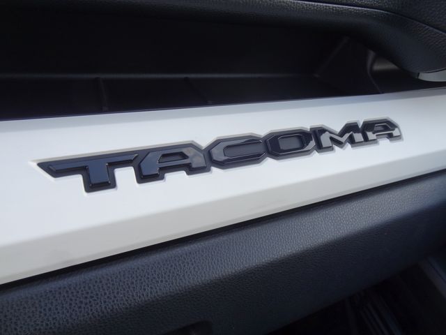 Thumbnail: 2024 Toyota Tacoma - 33