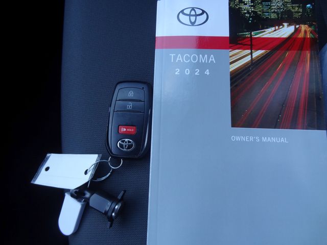 Thumbnail: 2024 Toyota Tacoma - 32