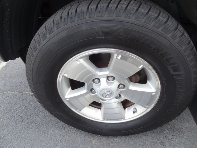 Thumbnail: 2012 Toyota Tacoma - 7