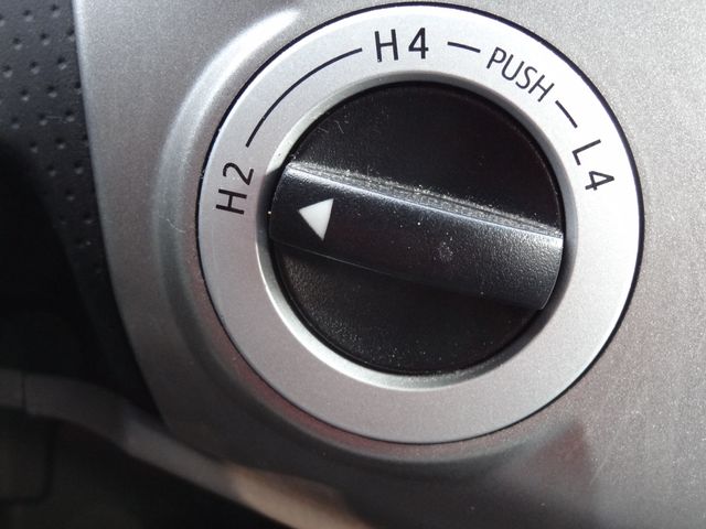 Thumbnail: 2012 Toyota Tacoma - 24