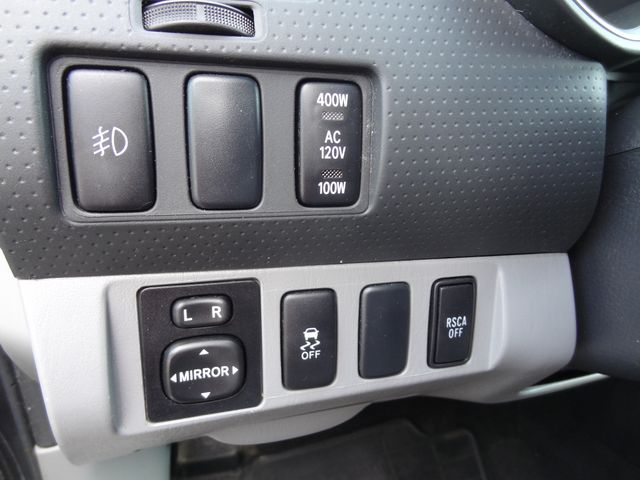 Thumbnail: 2012 Toyota Tacoma - 18