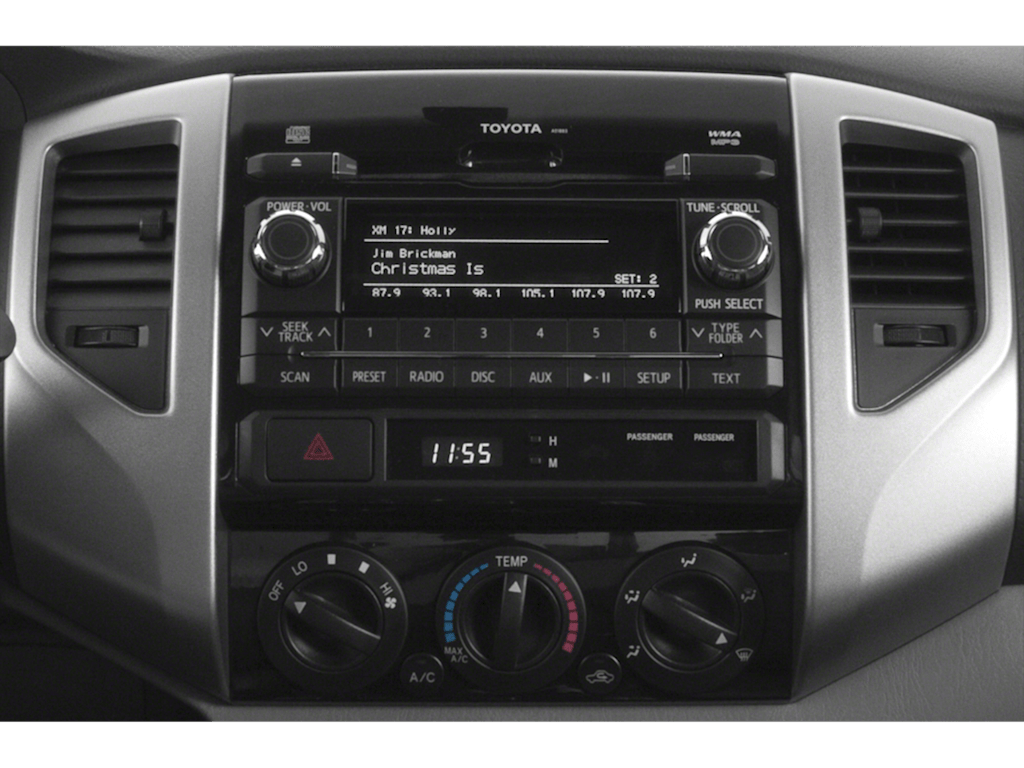 Thumbnail: 2015 Toyota Tacoma - 9