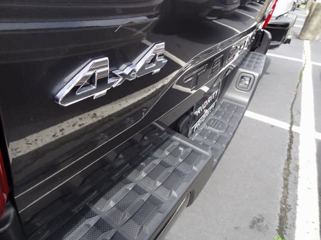 Thumbnail: 2023 Toyota Tacoma - 4