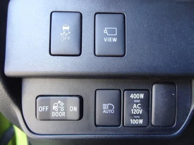 Thumbnail: 2022 Toyota Tacoma - 32