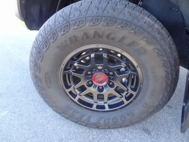 Thumbnail: 2022 Toyota Tacoma - 6