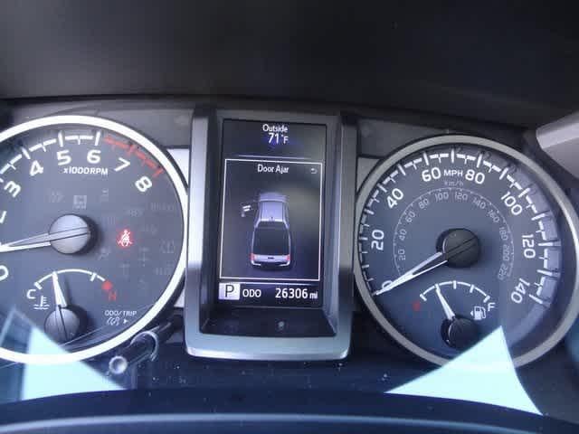 Thumbnail: 2022 Toyota Tacoma - 13