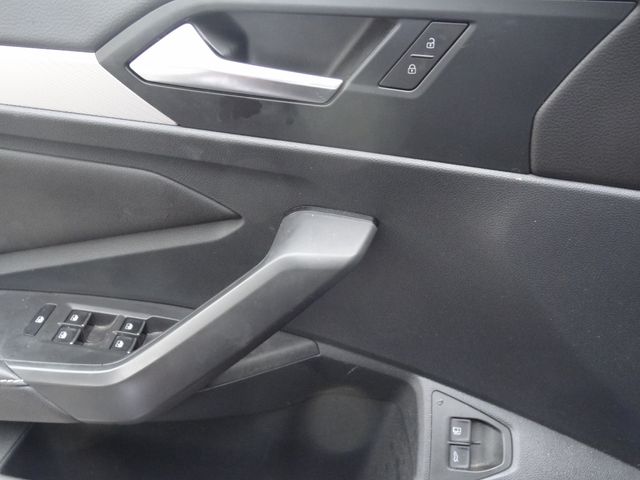 Thumbnail: 2023 Volkswagen Jetta - 20