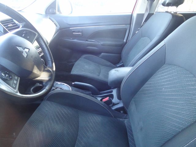 Thumbnail: 2015 Mitsubishi Outlander Sport - 4