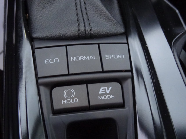 Thumbnail: 2025 Toyota Camry - 14