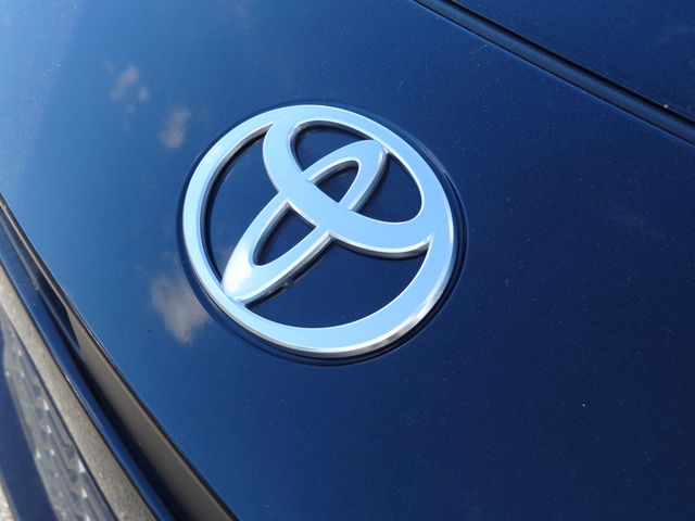 Thumbnail: 2025 Toyota Camry - 4