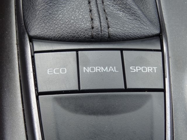Thumbnail: 2024 Toyota Camry - 30