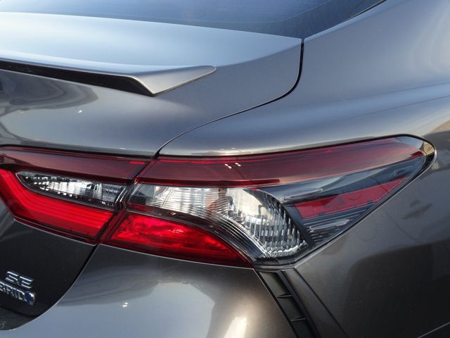 Thumbnail: 2021 Toyota Camry - 21