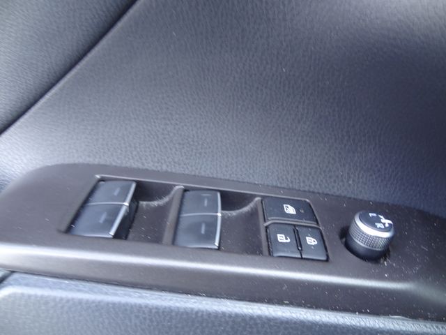 Thumbnail: 2023 Toyota Camry - 20