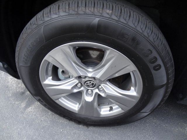 Thumbnail: 2024 Toyota RAV4 - 15
