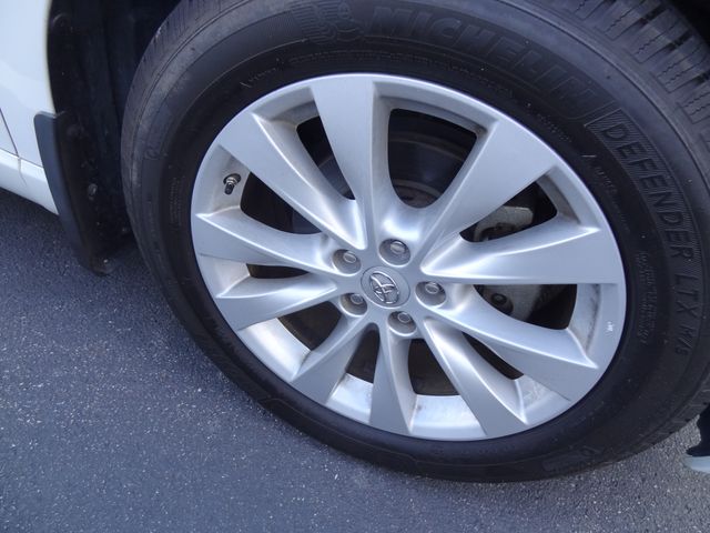 Thumbnail: 2013 Toyota Venza - 14