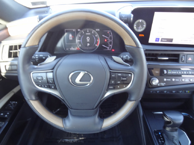 Thumbnail: 2024 Lexus ES - 9