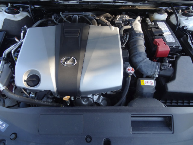 Thumbnail: 2024 Lexus ES - 8