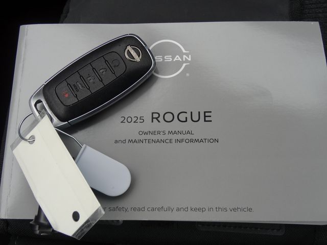 Thumbnail: 2025 Nissan Rogue - 38