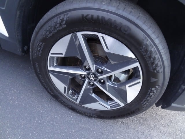 Thumbnail: 2025 Hyundai Tucson - 16