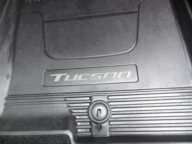 Thumbnail: 2023 Hyundai Tucson - 12