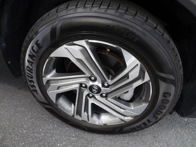 Thumbnail: 2023 Hyundai Santa Fe - 16