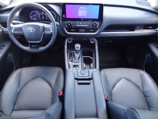 Thumbnail: 2025 Toyota Grand Highlander - 2